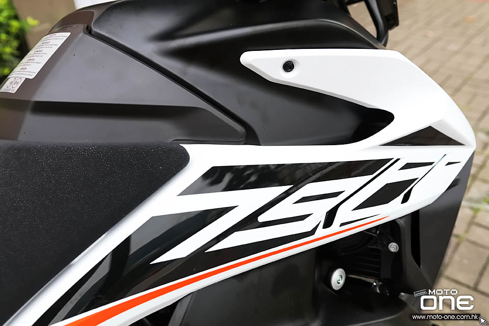 2019 KTM 790 Adventure