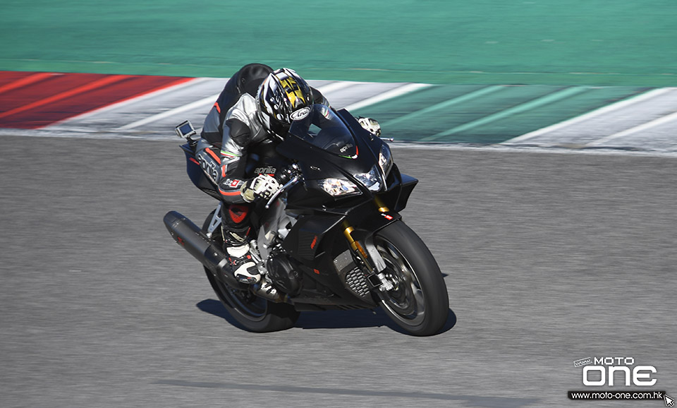 2019_aprilia rsv4 factory