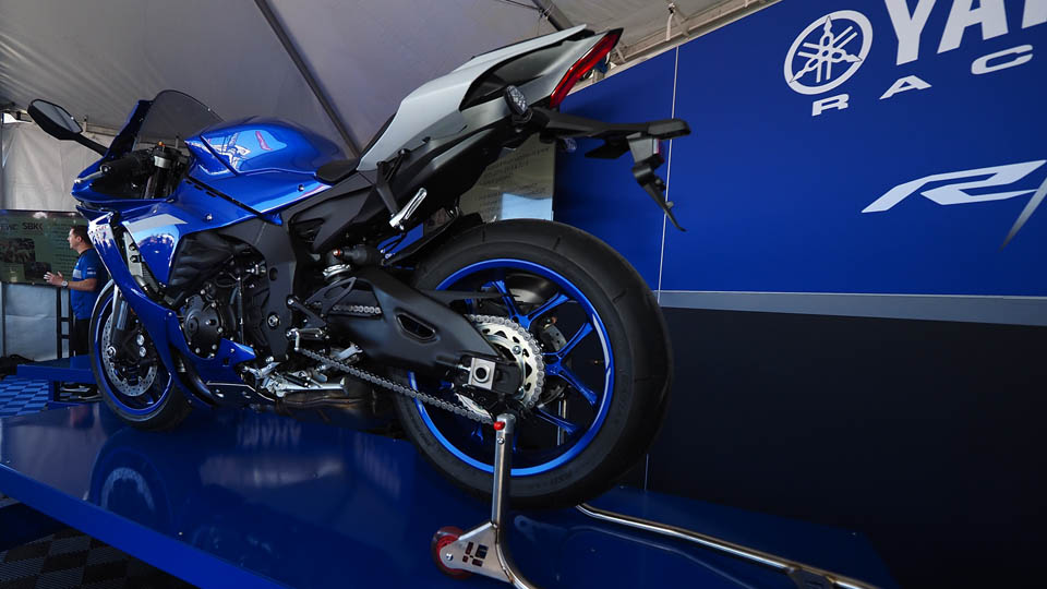 2020 YAMAHA YZF-R1 YZF-R1M