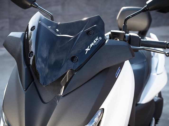 YAMAHA X-MAX 300