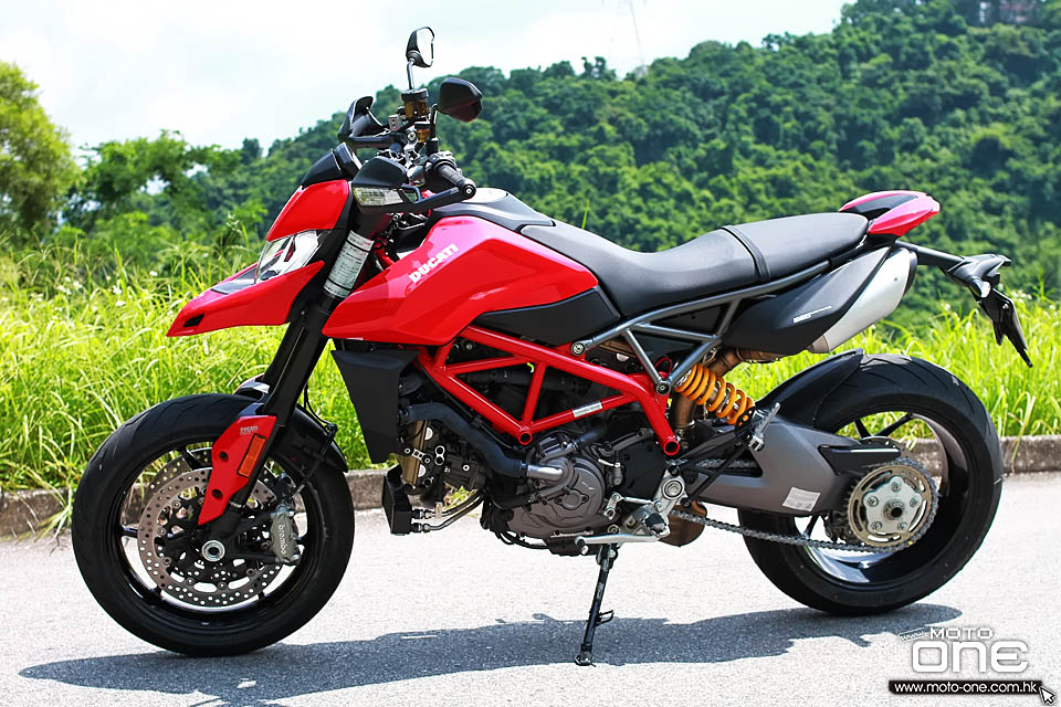 2019 DUCATI HYPERMOTARD 950