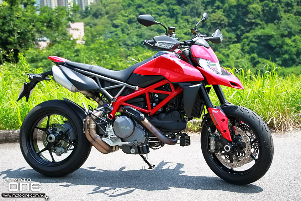 2019 DUCATI HYPERMOTARD 950