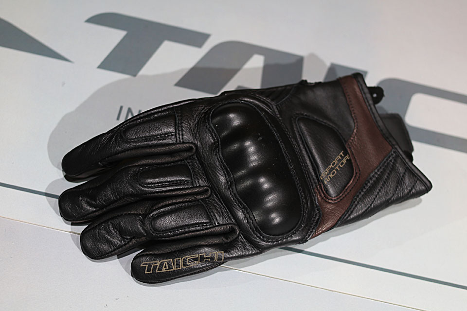 2019 RS-TAICHI GLOVE