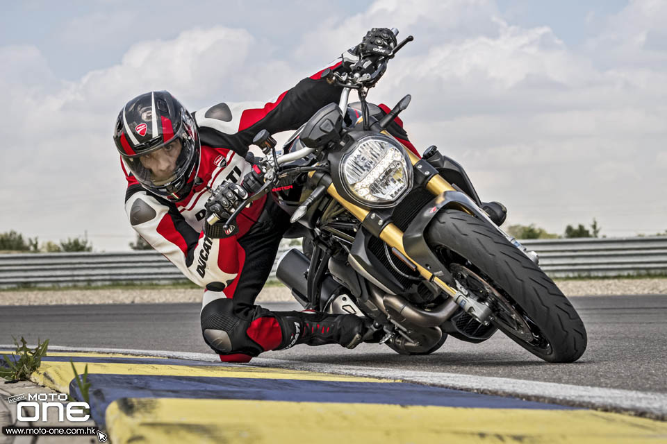 2020 DUCATI Monster 1200 S