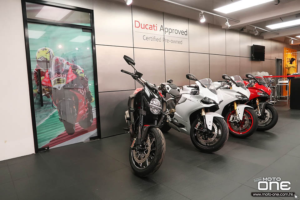 2019 DUCATI SHOWROOM_