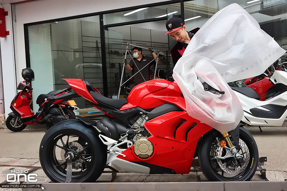 2020 Ducati Panigale V4 S