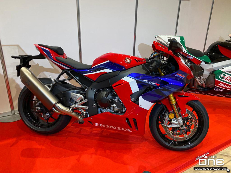 honda cbr1000rr-r