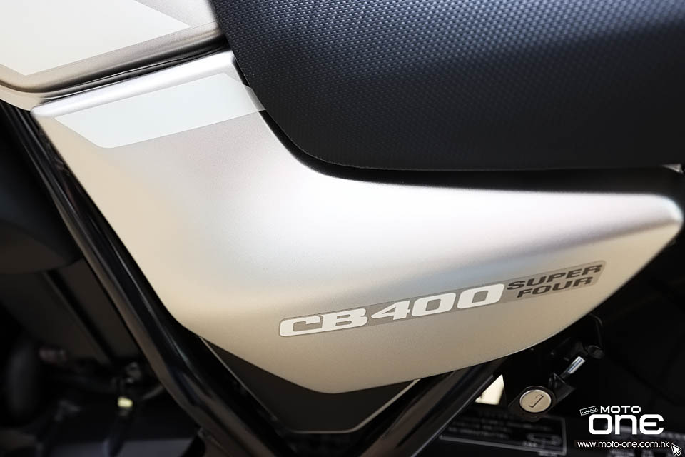 2020 HONDA CB400SF