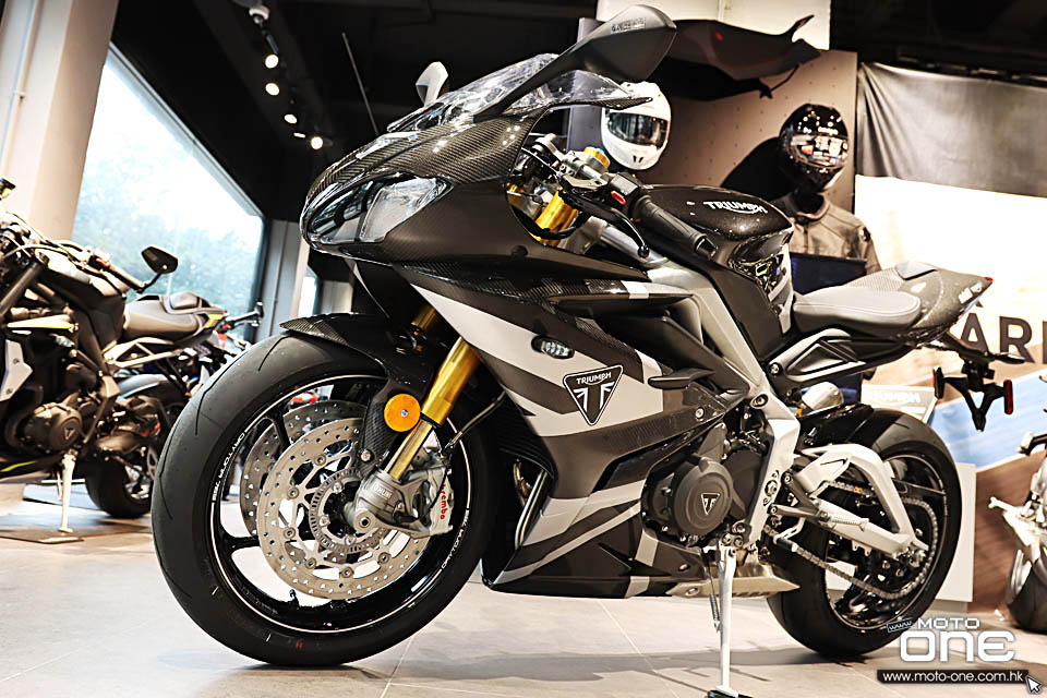 2020 TRIUMPH DAYTONA MOTO2 765