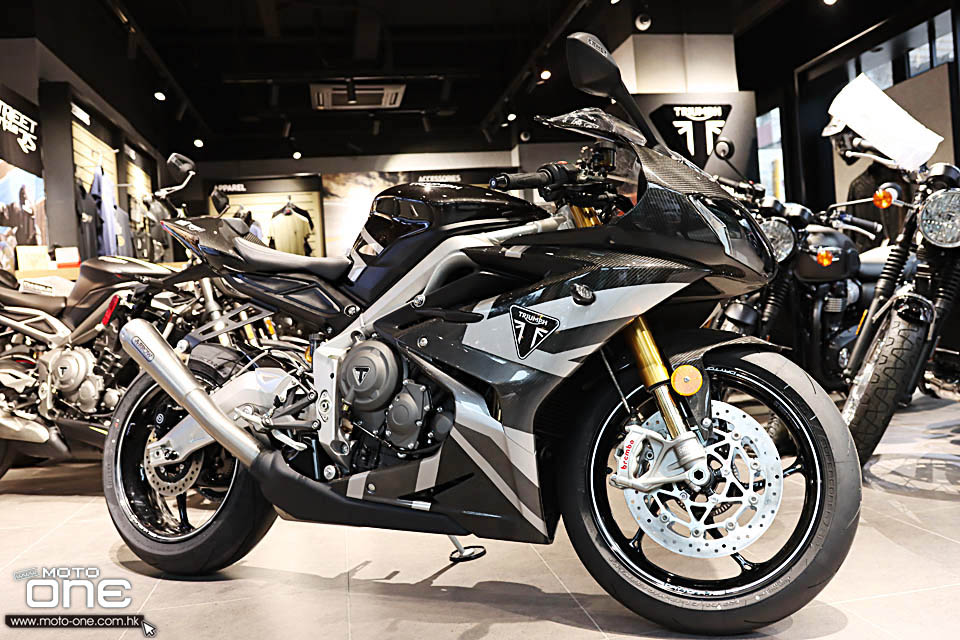 2020 TRIUMPH DAYTONA MOTO2 765