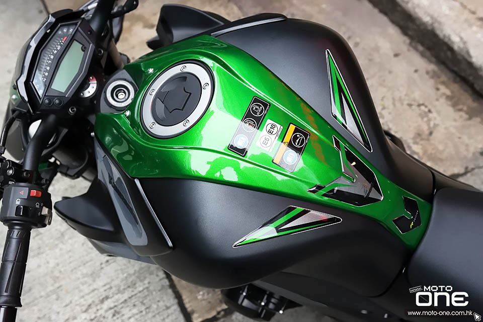 2020 KAWASAKI Z1000 Z1000R