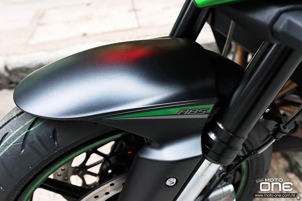 2020 KAWASAKI Z1000 Z1000R