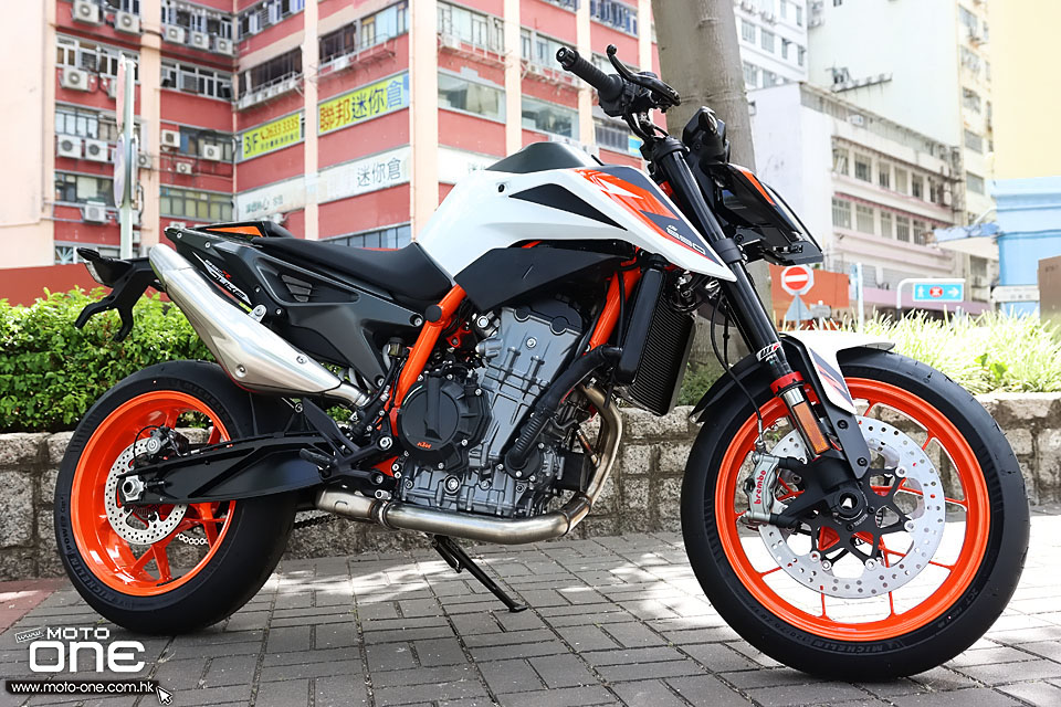 2020 KTM 890 Duke R