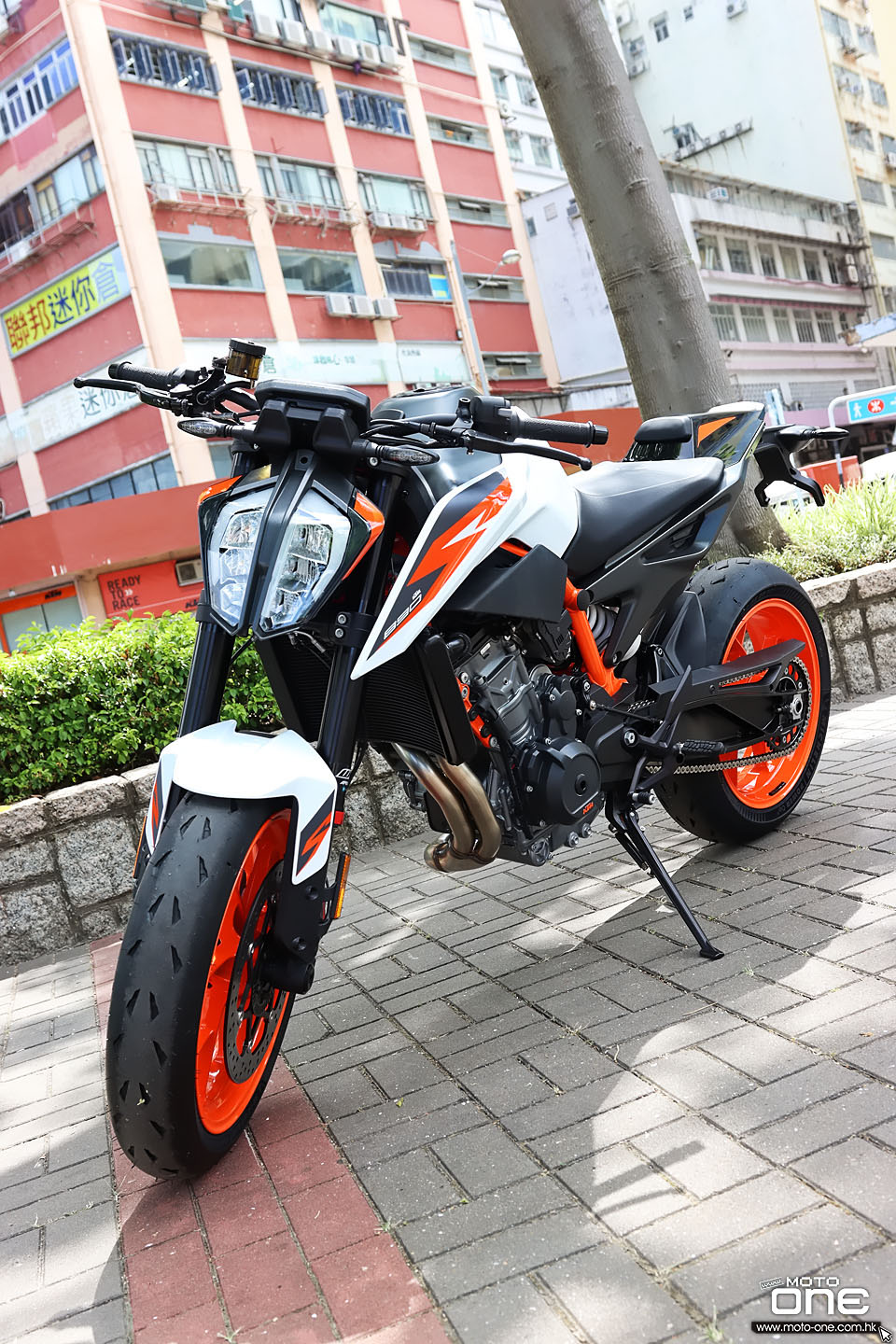 2020 KTM 890 Duke R