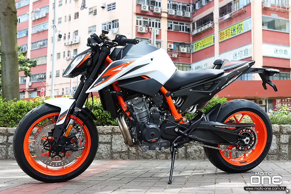 2020 KTM 890 Duke R