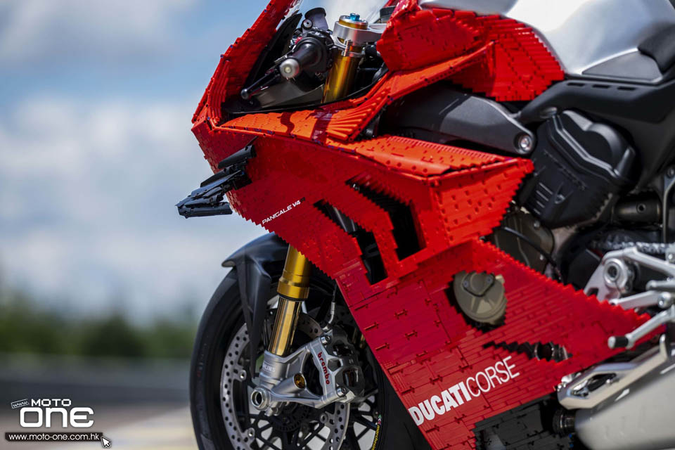 Ducati Panigale V4 R lego