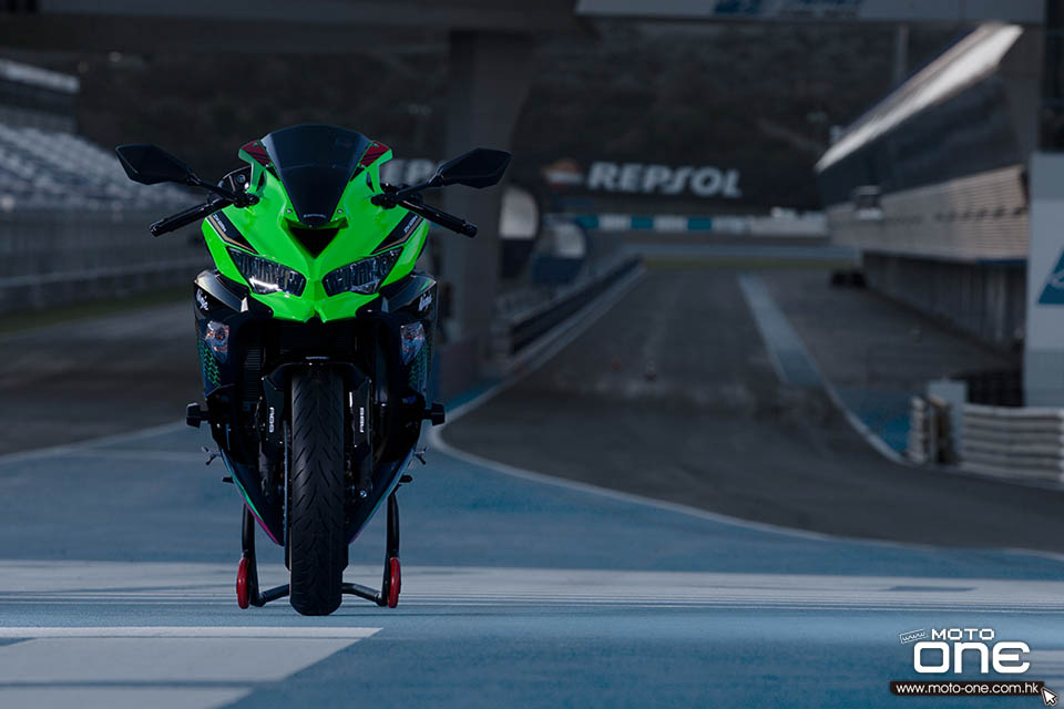 2020 KAWASAKI ZX-25R