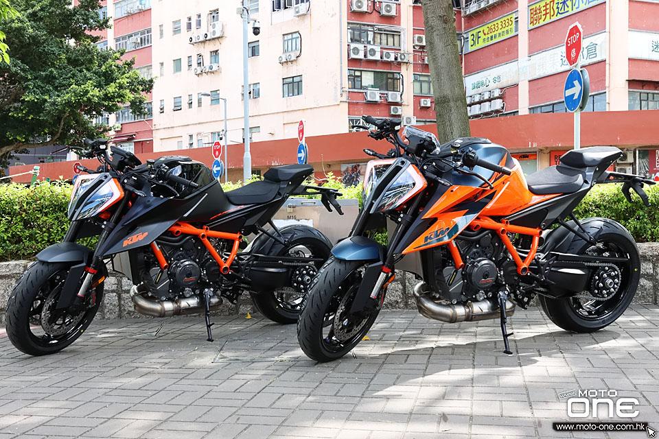 2020 KTM 1290 SUPER DUKE R