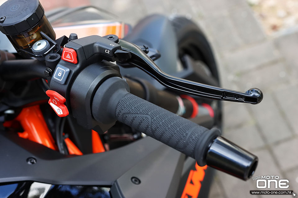 2020 KTM 1290 SUPER DUKE R