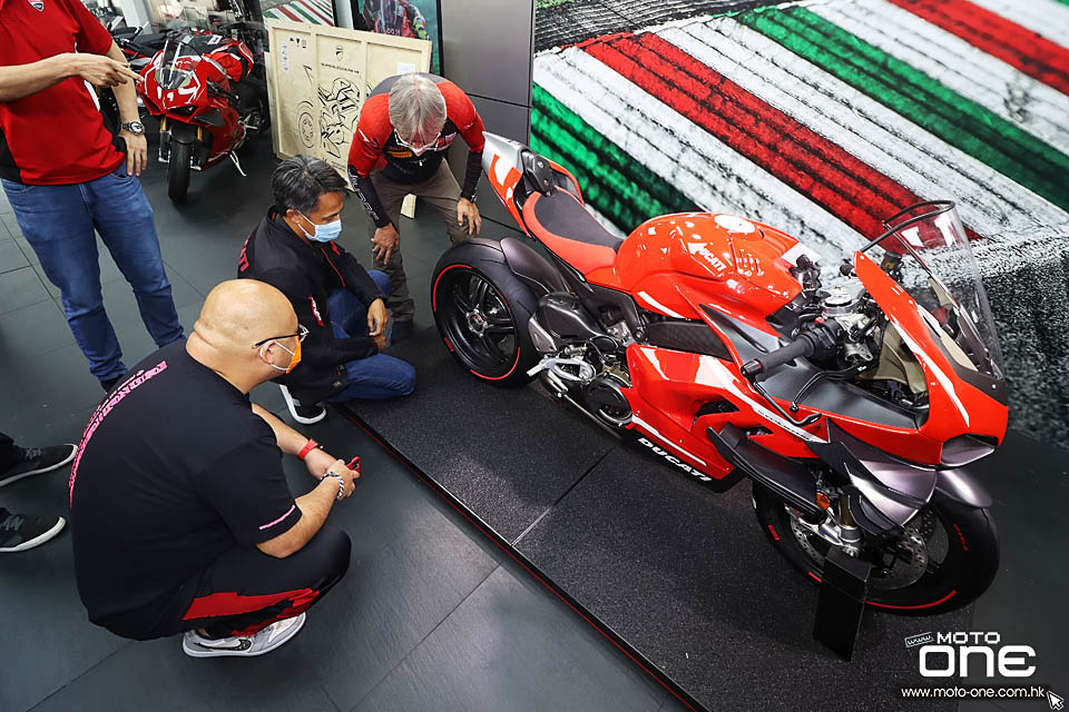 2020 Ducati Superleggra V4