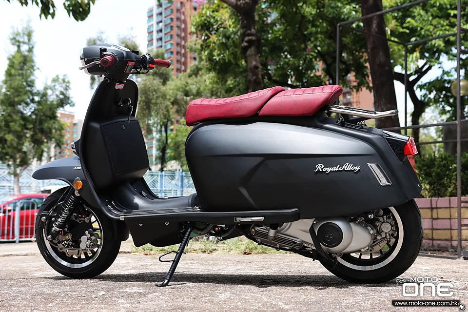 2020 Royal Alloy GP300 LC ABS