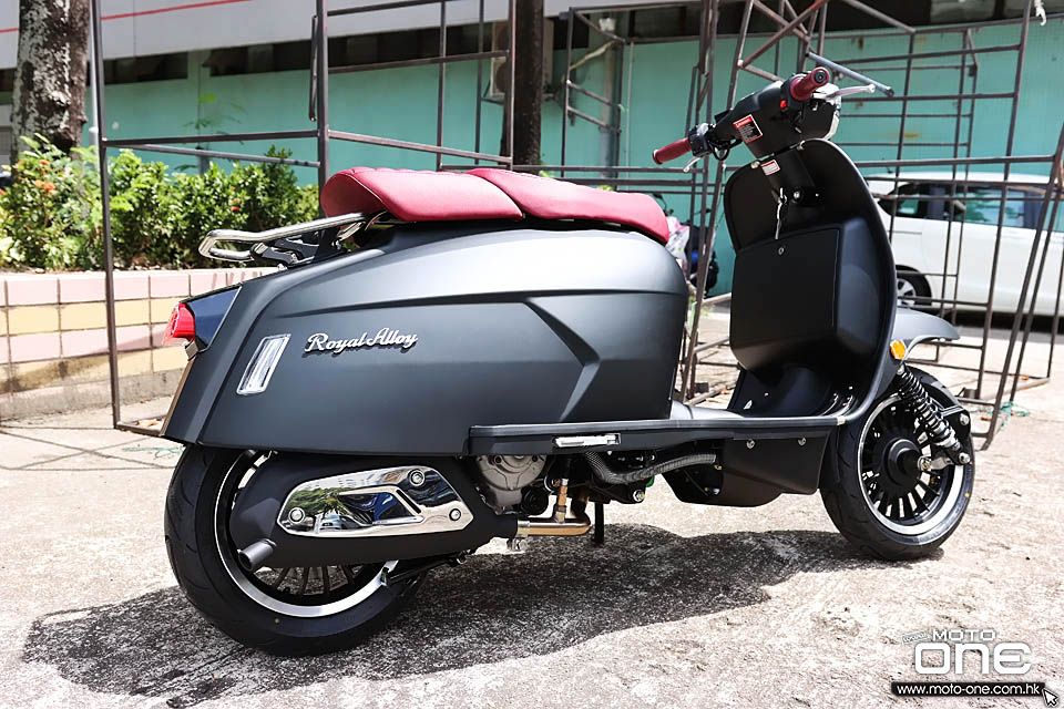 2020 Royal Alloy GP300 LC ABS