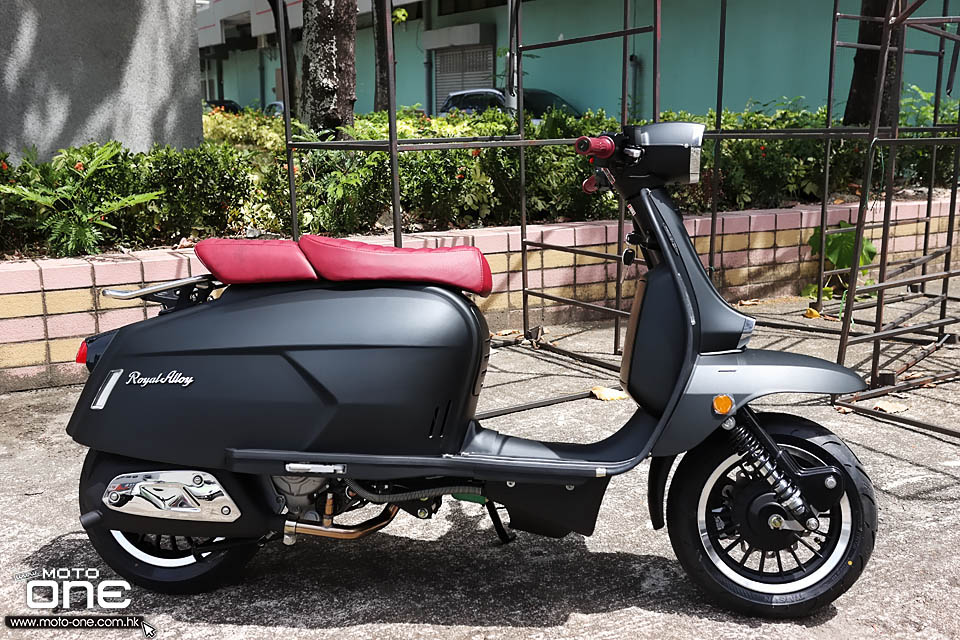 2020 Royal Alloy GP300 LC ABS