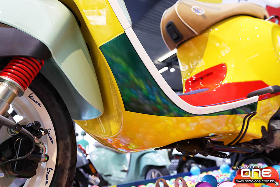 2020 Vespa Primavera Sean Wotherspoon