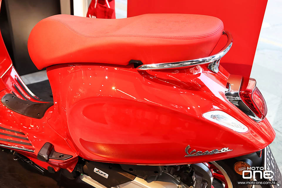 2020 Vespa Primavera X Product RED