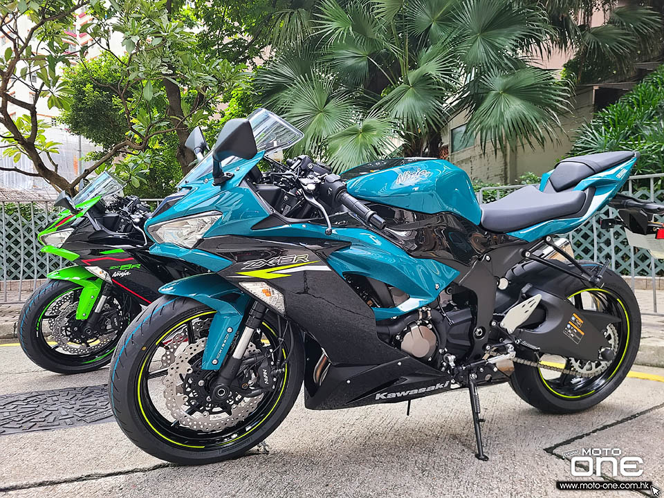 2021 KAWASAKI ZX-6R 636 KRT AND BLUE