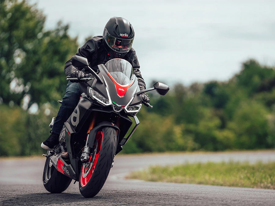 2021 aprilia rs660