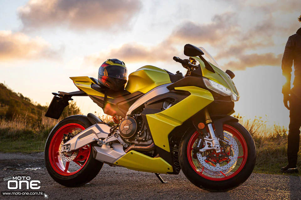 2021 Aprilia RS 660