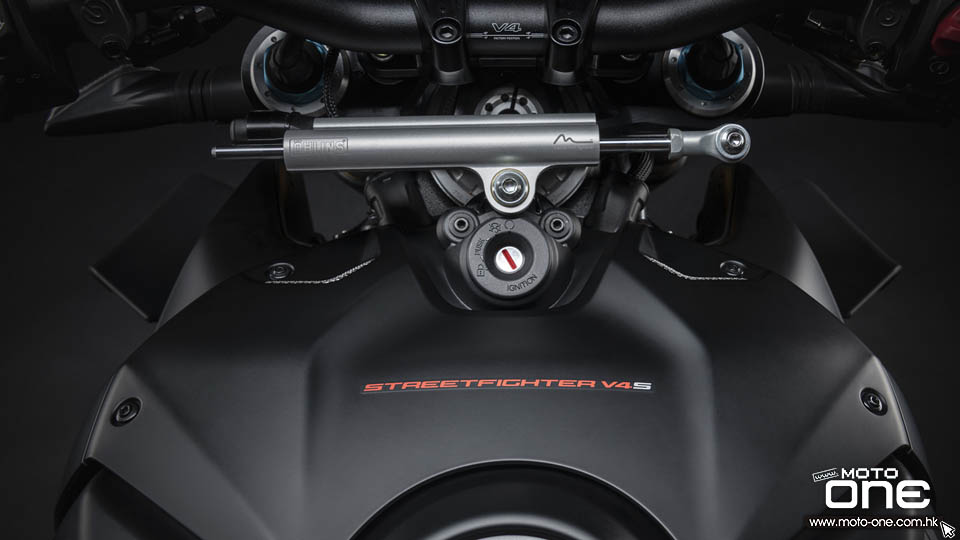 2021 DUCATI Streetfighter V4