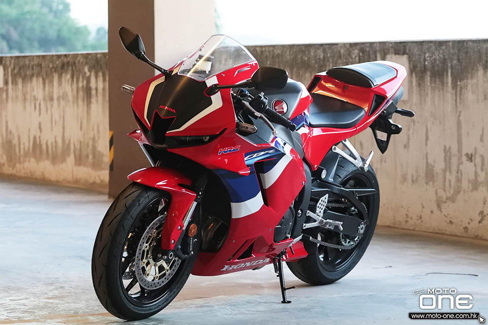 2021 HONDA CBR600RR TEST