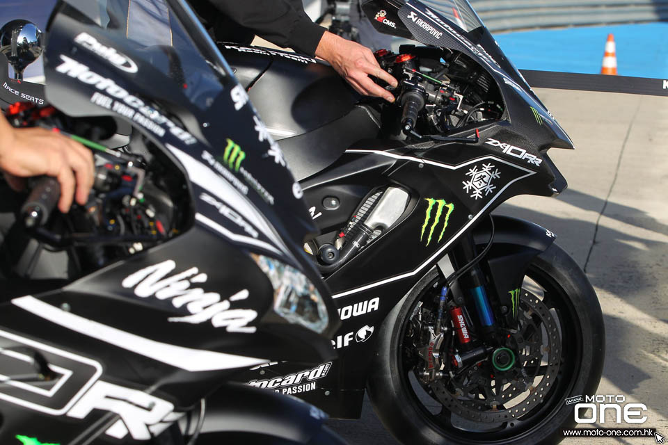 2021 KAWASAKI ZX-10RR WSBK TEST