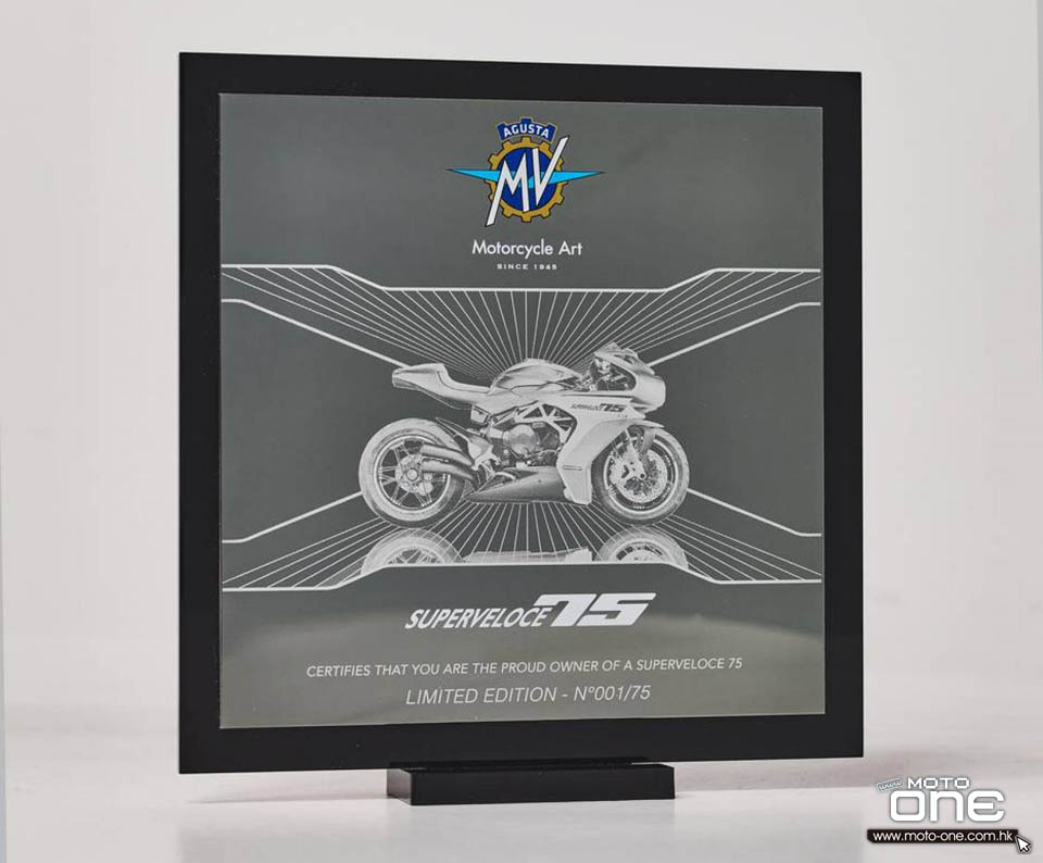 2021 MV_AGUSTA_SUPERVELOCE_75TH_ANNIVERSARY_EDITION