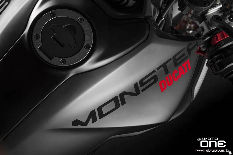 2021 DUCATI Monster 937