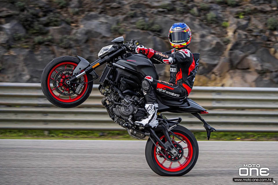 2021 DUCATI Monster 937