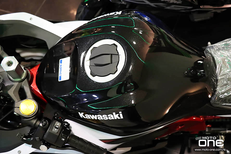 2021 KAWASAKI ZX-25R