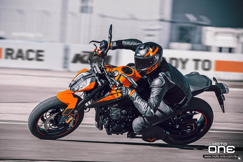 2021 KTM 890 DUKE