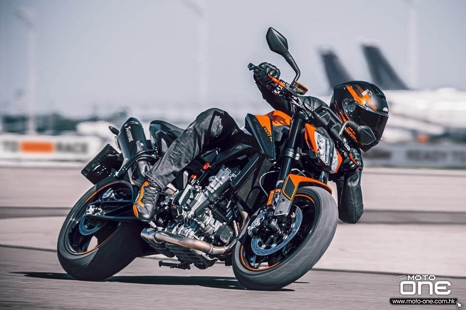 2021 KTM 890 DUKE