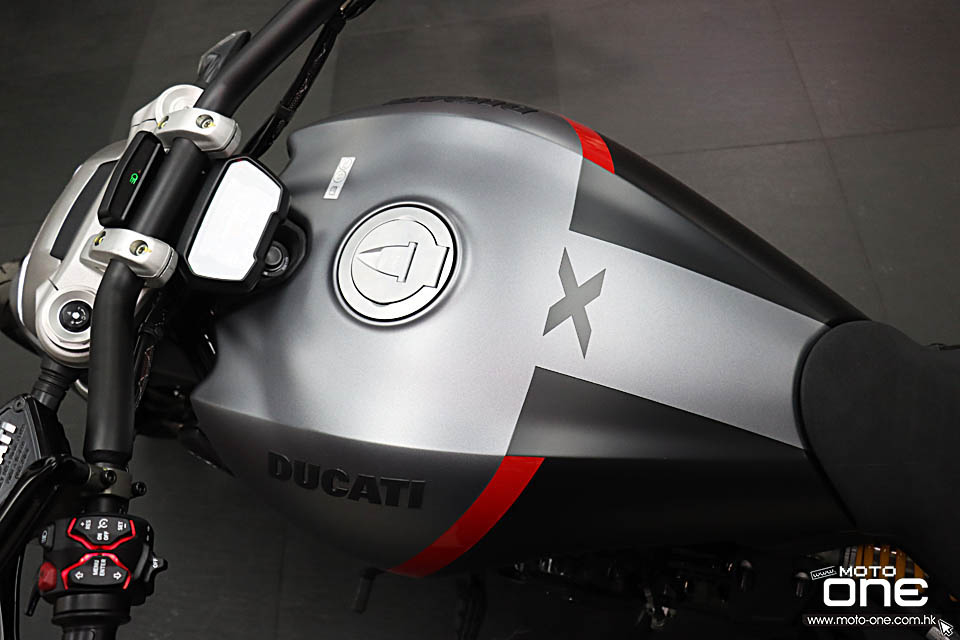 2021 DUCATI XDiavel BLACK STAR