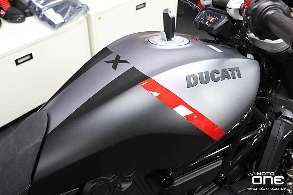 2021 DUCATI XDiavel BLACK STAR