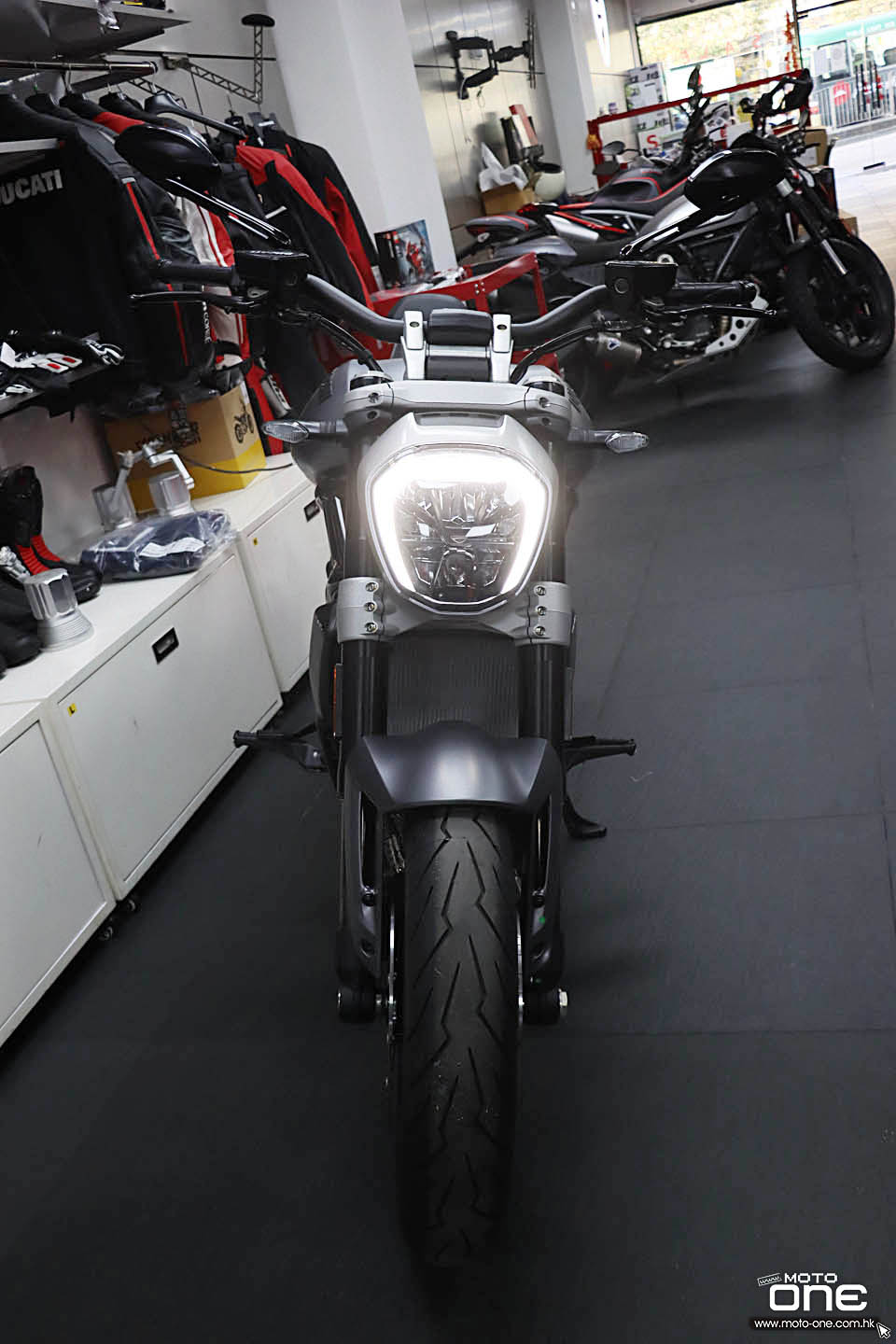 2021 DUCATI XDiavel BLACK STAR