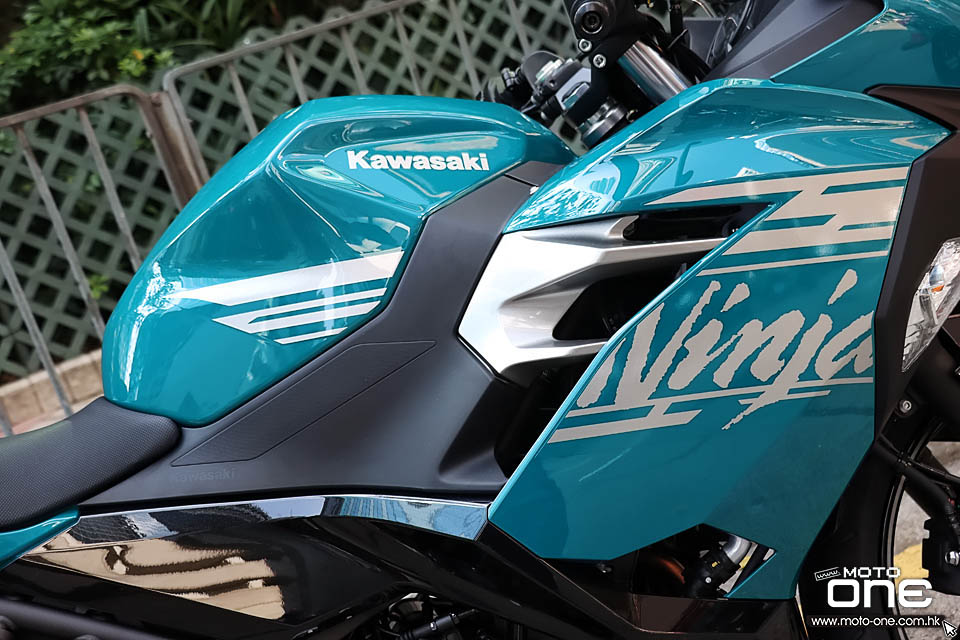 2021 KAWASAKI NINJA400 ABS