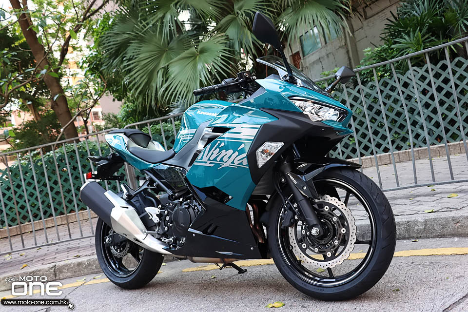 2021 KAWASAKI NINJA400 ABS