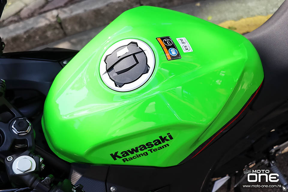 2021 KAWASAKI NINJA400 ABS