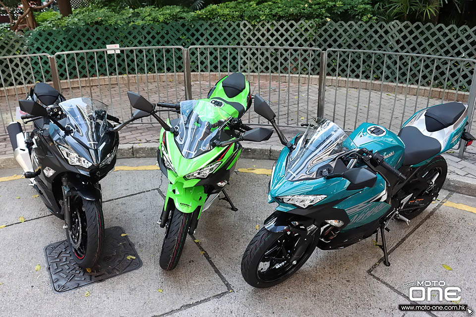 2021 KAWASAKI NINJA400 ABS