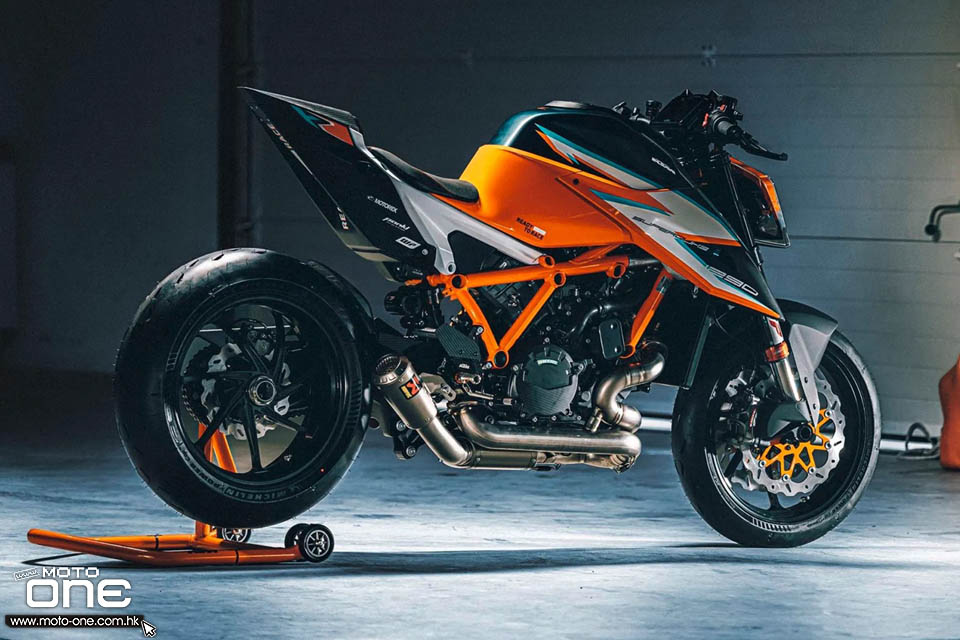 2021 KTM 1290 SUPER DUKE RR