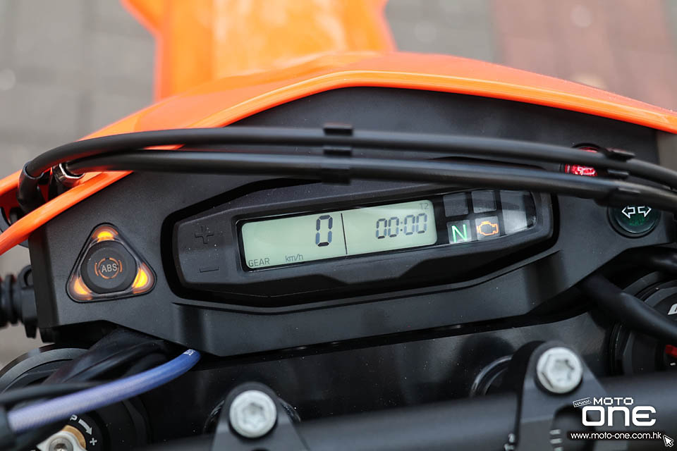 2021 KTM 690 SMC R